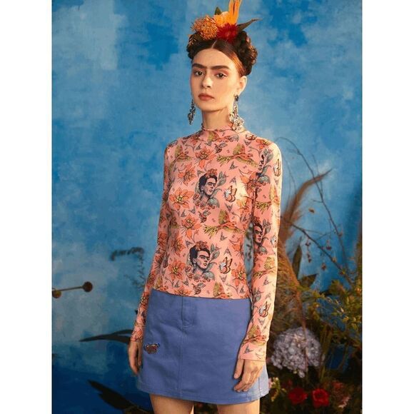 2pcs Frida Kahlo Bundle Mock Neck Tee and Floral Print Pleated Skirt SIZE S NWT - Picture 10 of 14